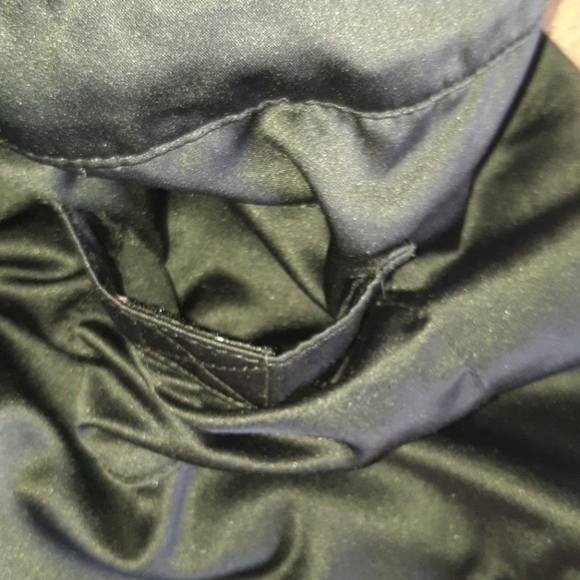 Black Roxy silk reversible shorts size 4 - Picture 11 of 17